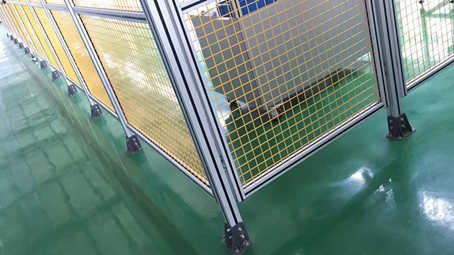 黄瓜视频污污污下载防护围栏