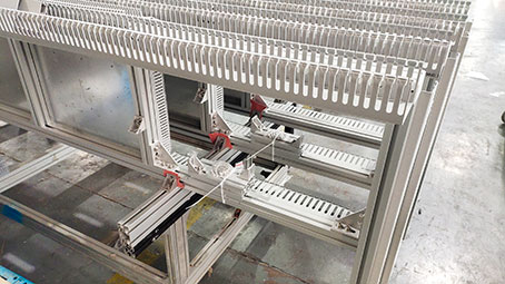 黄瓜视频污污污下载走线架